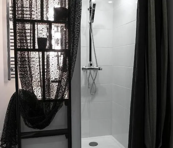 Gare - 2 A Louer Ou Parentale Independante *